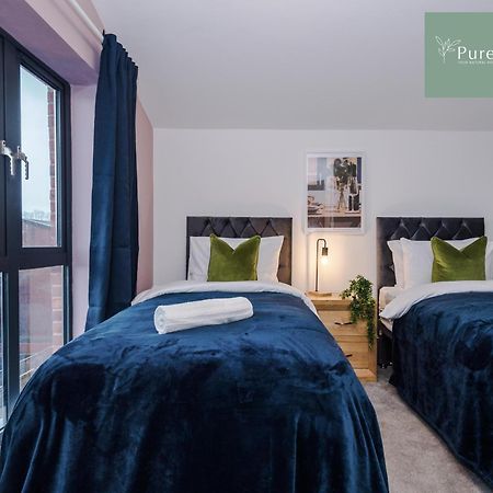 Stunning Five Bedroom Manchester House With Free Parking By Purestay Short Lets & Serviced Accommodation Eksteriør billede