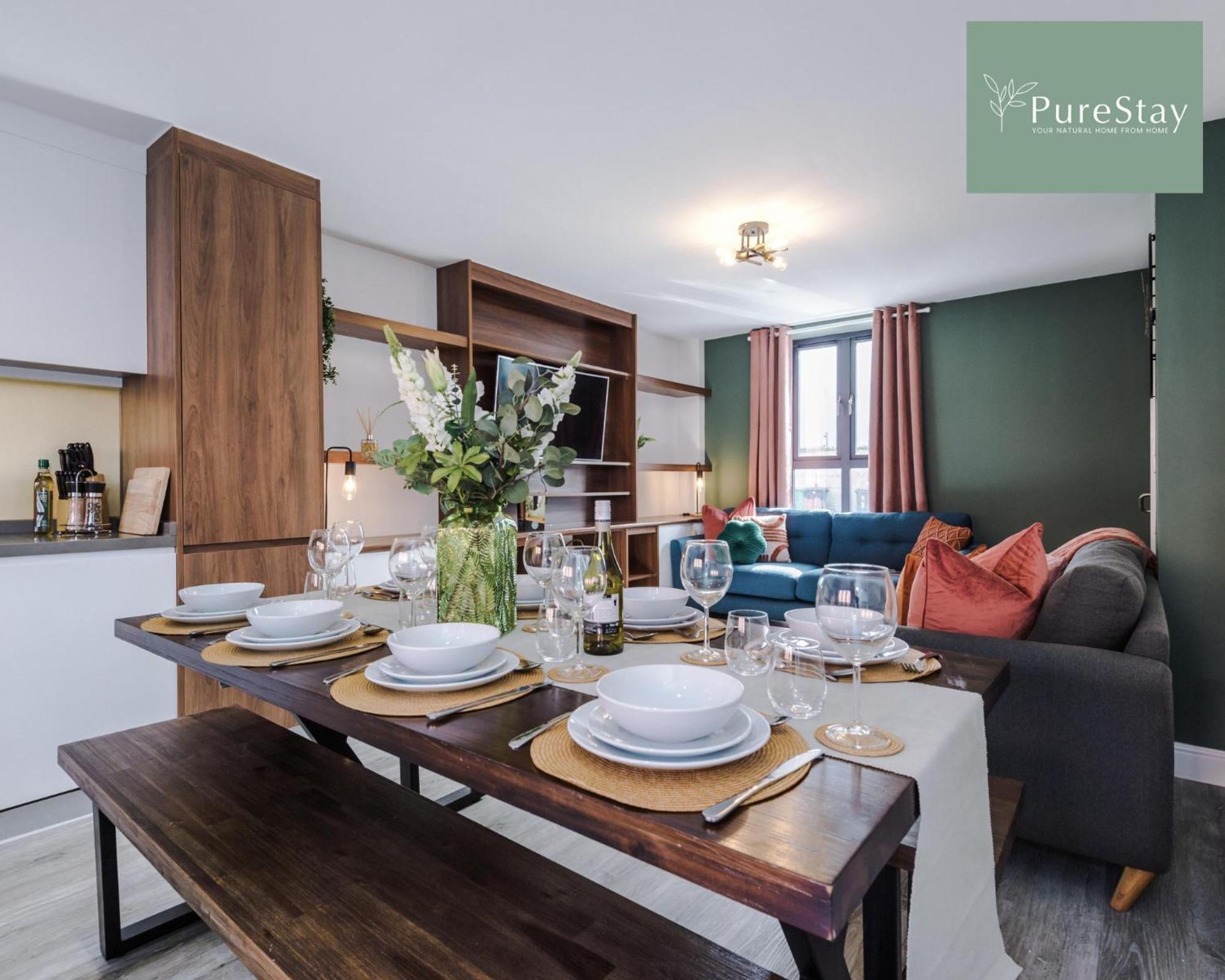Stunning Five Bedroom Manchester House With Free Parking By Purestay Short Lets & Serviced Accommodation Eksteriør billede