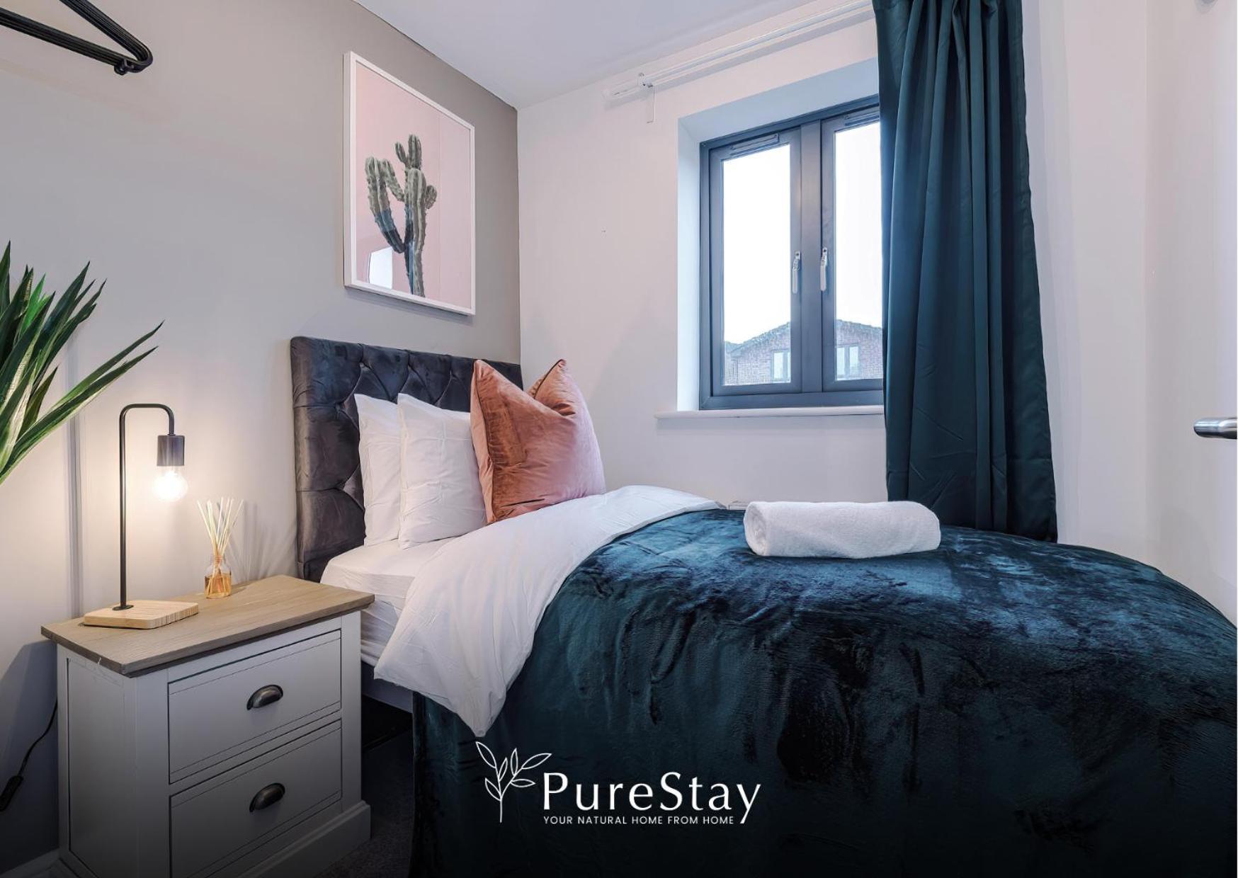 Stunning Five Bedroom Manchester House With Free Parking By Purestay Short Lets & Serviced Accommodation Eksteriør billede